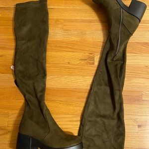 Room of Fashion OTK Boots, NWT, Sz 8